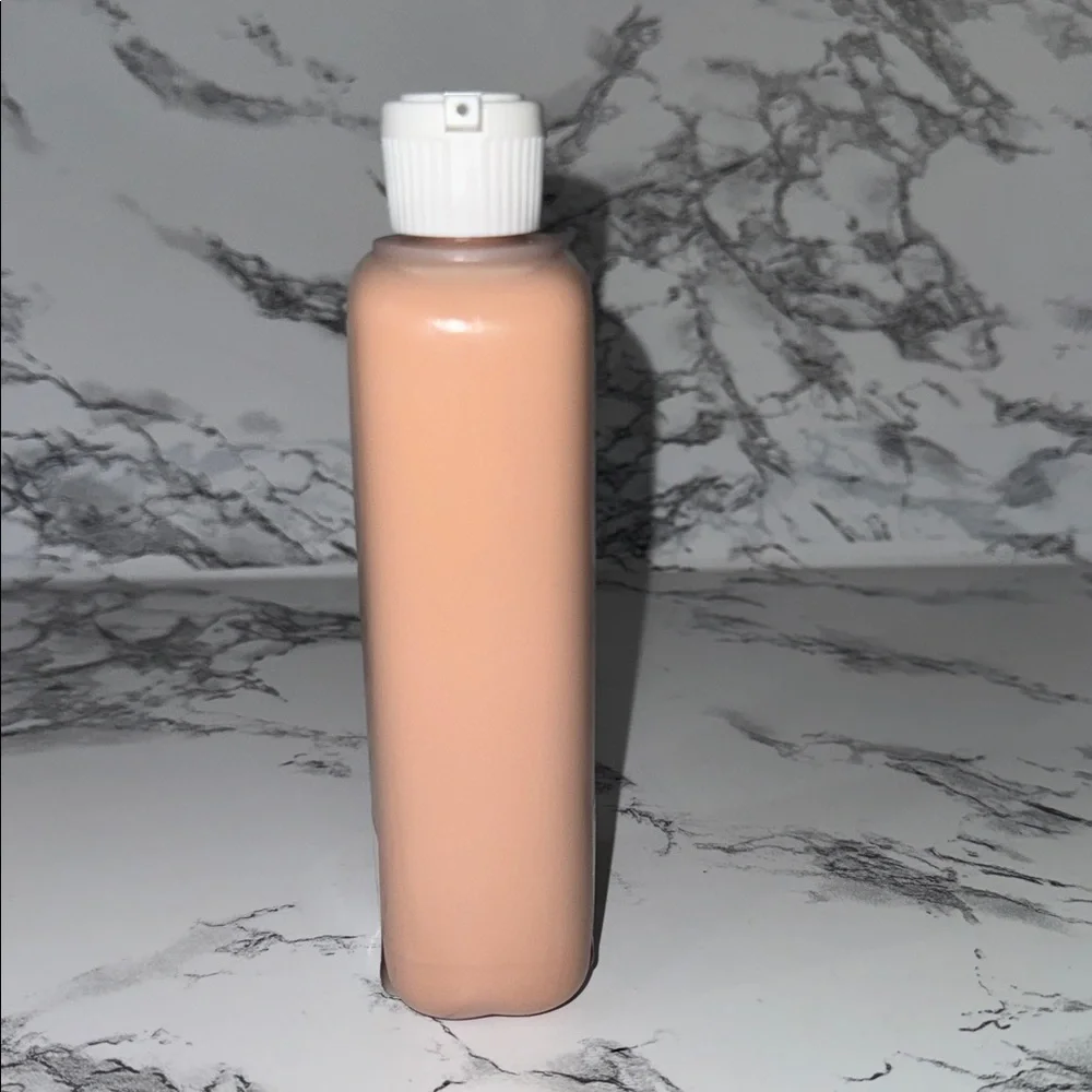 Estée Lauder Double Wear Foundation: 2C4 Ivory Rose Never used 100% authentic